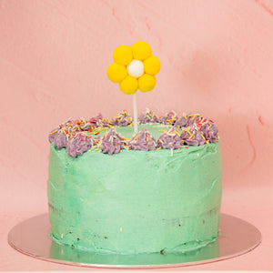 
                  
                    Load image into Gallery viewer, Pom Pom Daisy Cake Topper
                  
                