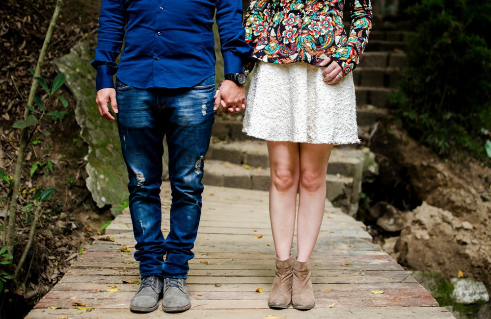 5 tips to help navigate your engagement photoshoot