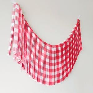
                  
                    Load image into Gallery viewer, Fringe Garland - Vichy Red
                  
                