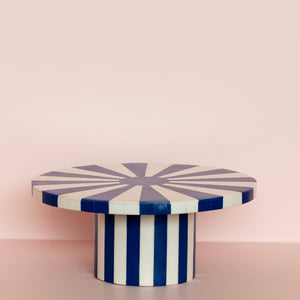 
                  
                    Load image into Gallery viewer, Sunburst Resin Cake Stand Azure
                  
                