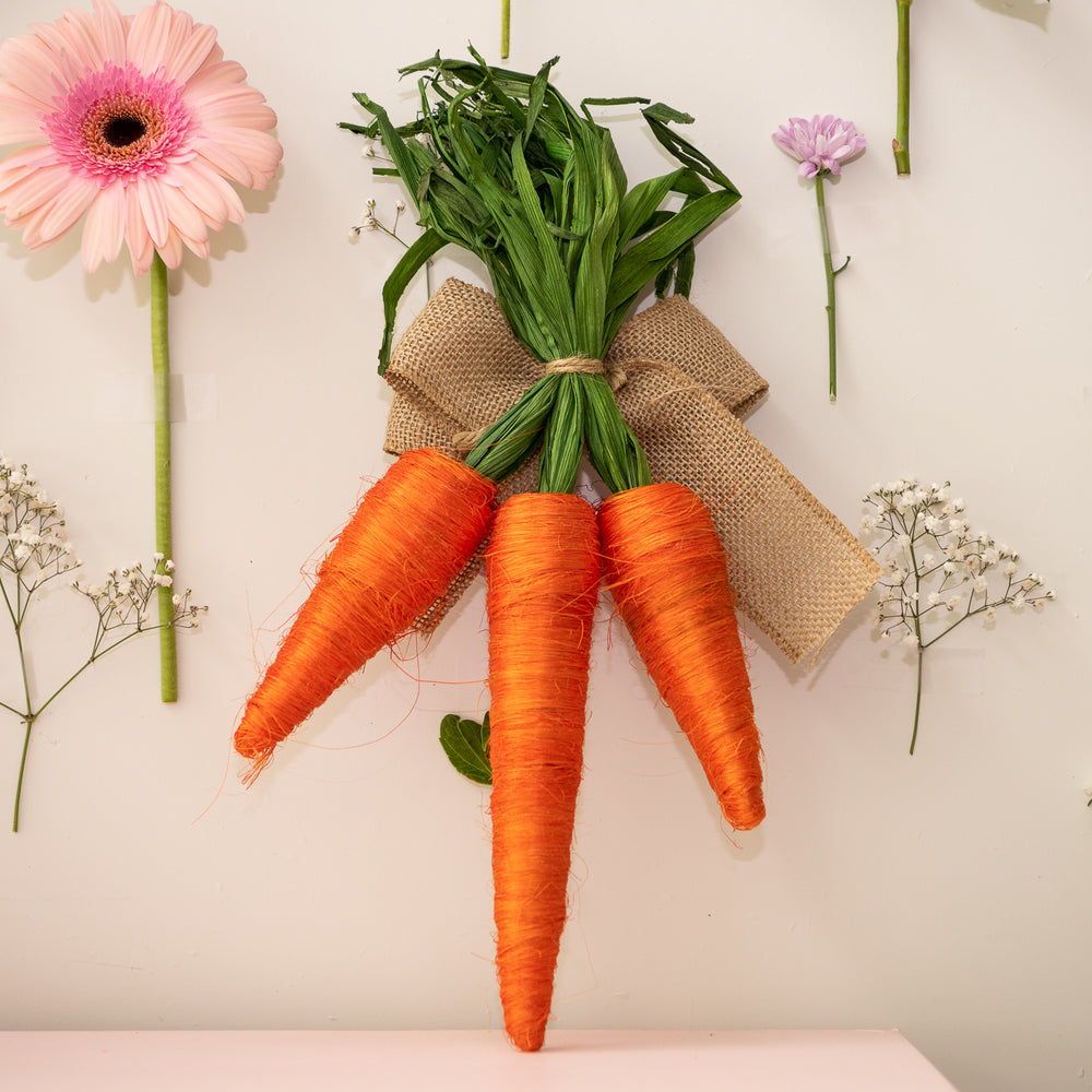 Carrot Bunch With Bow