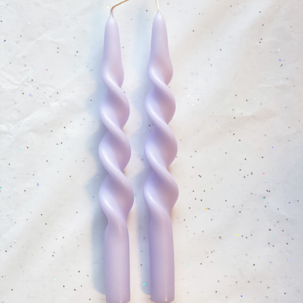 Twist Candle - Lilac Snow 28cm