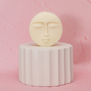 
                  
                    Load image into Gallery viewer, Moon Face Candle
                  
                