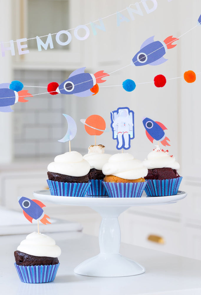 
                  
                    Load image into Gallery viewer, Space Rocket Cupcake Kit
                  
                